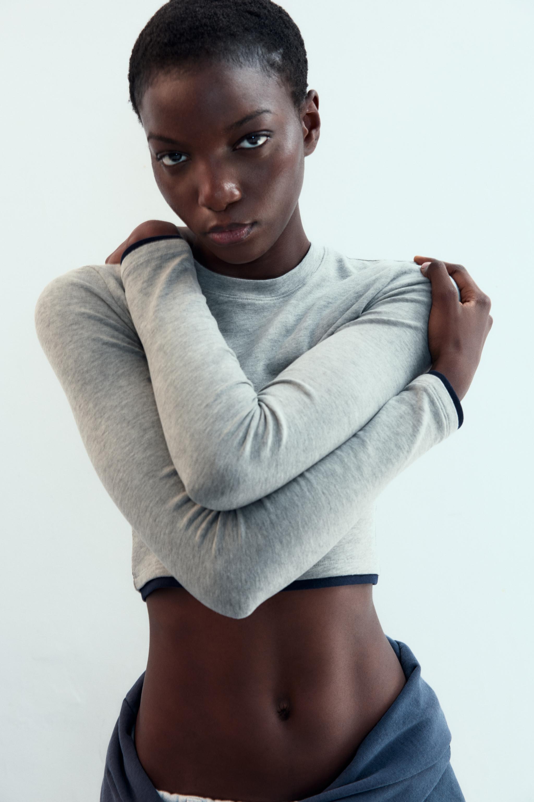 CROPPED DOUBLE EFFECT T-SHIRT